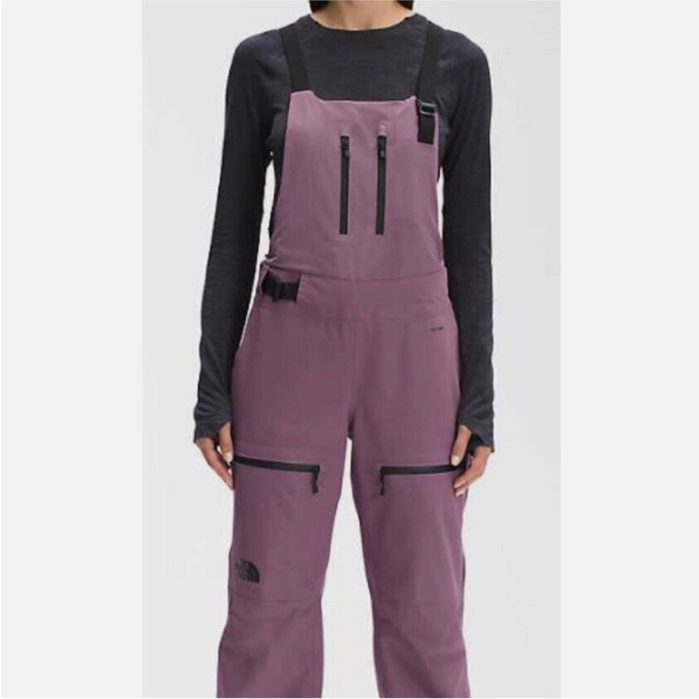 The North Face // Ceptor Bib in Pikes Purple NWT